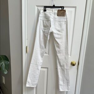 • MET in jeans• Women's White Jeans size 27